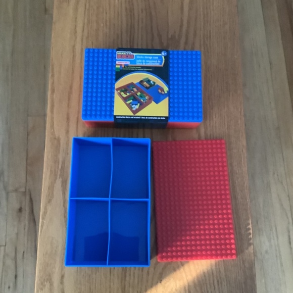 Kids Building Blocks and Accessories Bundle - Picture 2 of 8